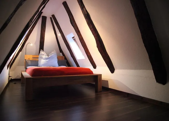 Wunderschoene Dachgeschoss - Maisonette